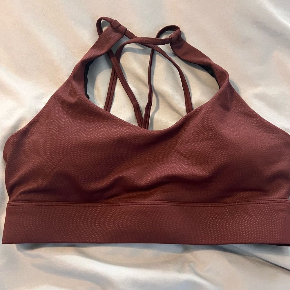 Women's Strappy Back Sports Bra